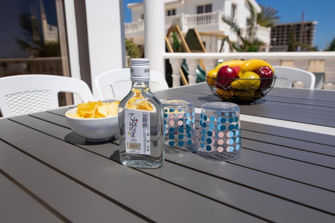 Villa Suncity Boutique Beachfront Ayia Napa Exterior foto