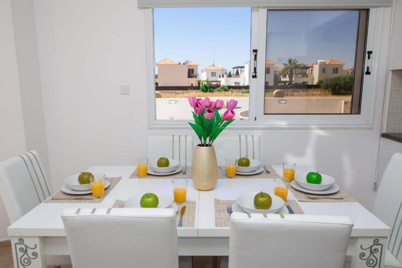Villa Suncity Boutique Beachfront Ayia Napa Exterior foto